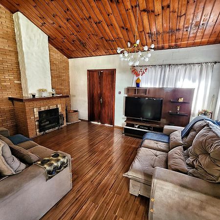 Casa Azul Campos Do Jordao Villa Bagian luar foto